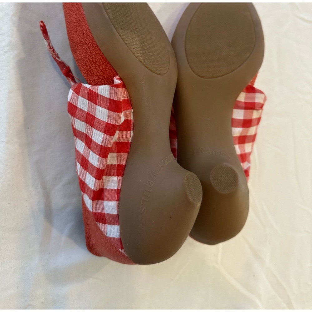 Tracey Neuls picnic pumps - Picture 2 of 7